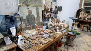 Bildhauer Christoph Platz erschafft schöne Holzskulpturen in Bochum