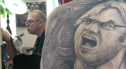 Jürgen Klopp Tattoo, Portrait samt Meisterschale