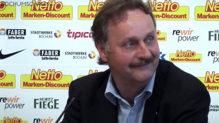 Pressekonferenz mit neuem VfL Bochum Cheftrainer Peter Neururer