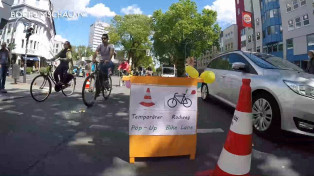 Pop-up-Radweg auf dem Südring in der Bochumer City