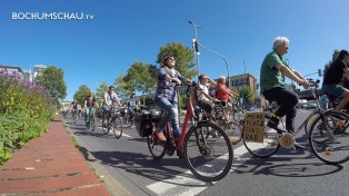 Zweite Radwende-Demo in Bochum mit dem Motto „Eine Kö für alle!“