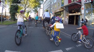 Zweite Radwende-Demo in Bochum mit dem Motto „Eine Kö für alle!“