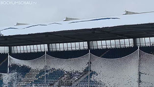 Schnee im Ruhrstadion anne Castroper in Bochum