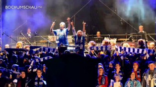 ExtraSchicht zu Gast beim VfL Bochum. Mit BoSy-Konzert & Lichtshow.