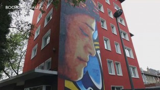 Großflächige Wandmalereien beim Graffiti-Festival "Wright" in Bochum